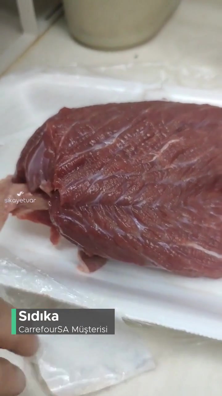 Carrefour SA Dışı Çok Güzel Gözüken İçinden Sinirlerin Nasıl Çıktığını Göreceksiniz! videonun kapak resmi