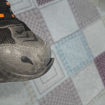 Skechers Ayakkabıda Erken Yıpranma Ve Müşteri Suçlaması