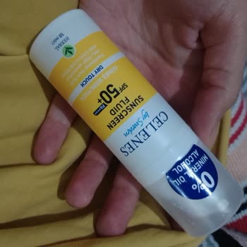 Celenes Güneş Kremi: Ciltte Yanma Ve Pütürlü Yapı Sorunu