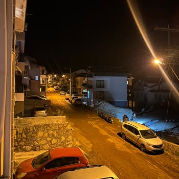 Koparılan İnternet Kablosu İçin Çözüm Bekleyen Müşteri