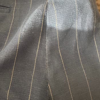 Perspektive Ceket Ve Pantolon İlk Giyişte Dikişleri Açıldı