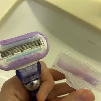 Jilette Venüs'ün Eriyen Plastiği Hayal Kırıklığı Yarattı