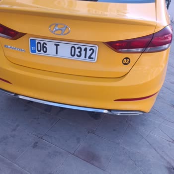 Dükkan Önüne Park Edilen Araç Sorunu