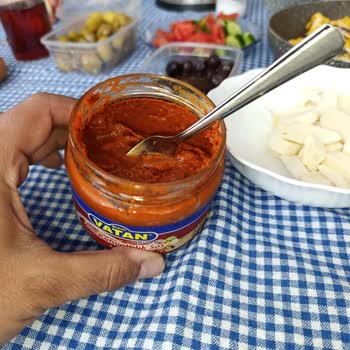 Kahvaltılık Sosun İçinden Cam Parçası Çıktı