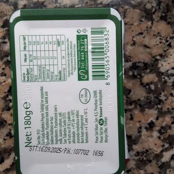 Labne Ürününde Son Kullanma Tarihi ve Küf Sorunu