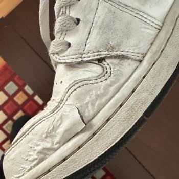 Hızla Deforme Olan Nike Ayakkabı Şikayeti