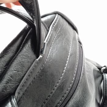 Derimod Çantalarının Dayanıklılığı Sorunu