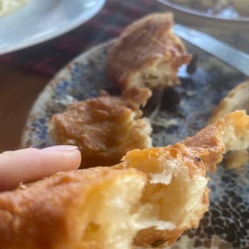 Kahvaltıda Hayal Kırıklığı: Eksik Ve Kirli Servis