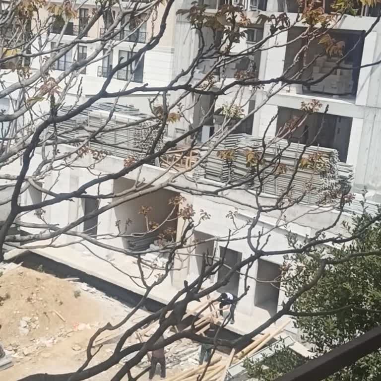 Pazar Günü İnşaat Gürültüsü Rahatsız Ediyor