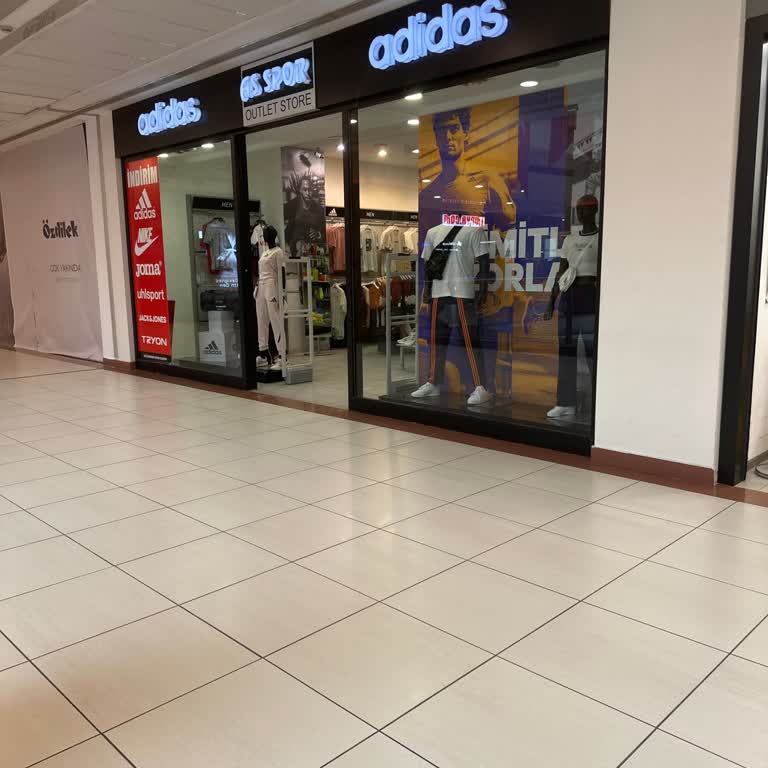 Adidas Yanlış Numara Sorunu Ve İlgisiz Hizmet