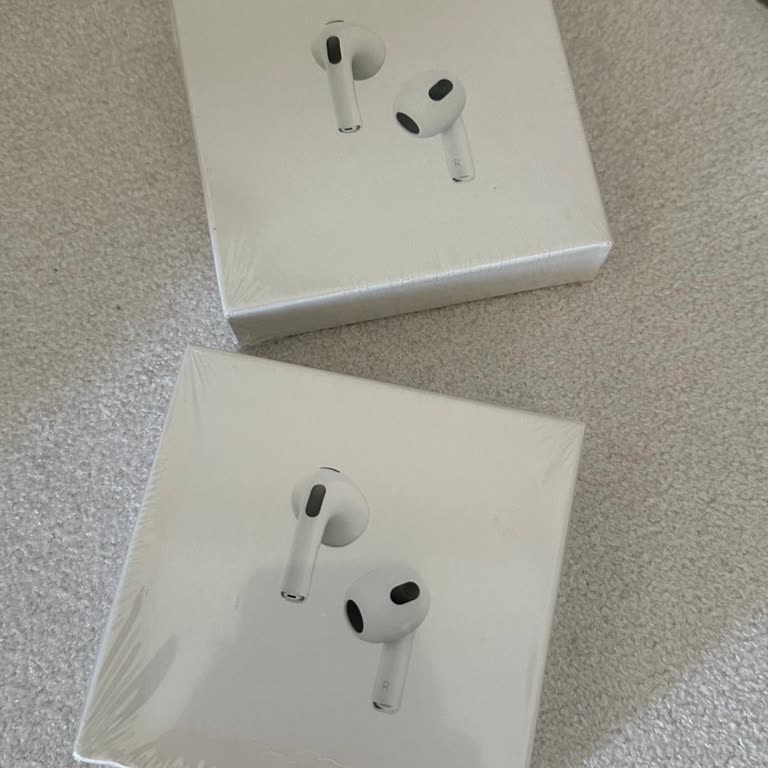 İade Edilmeyen Kusurlu Airpods Kulaklıklar