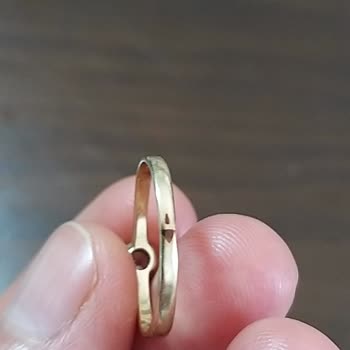 D Diamond Tektaş Yüzükte Beklenmedik Renk Değişimi!