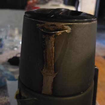 Fakir Semaverde Boya Soyulması Sorunu