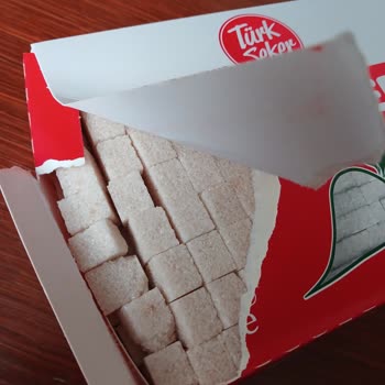 TÜRKŞEKER Küp Şekerin Rengindeki Anormallik