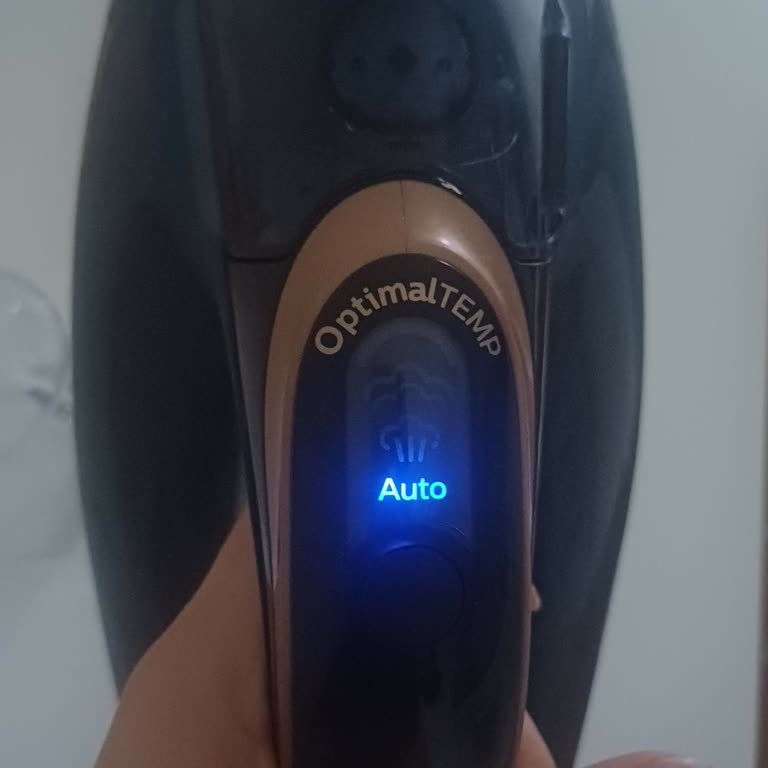 Philips Azur 8000 Ütü Isınmıyor Mavi Işık Yanıp Sönüyor