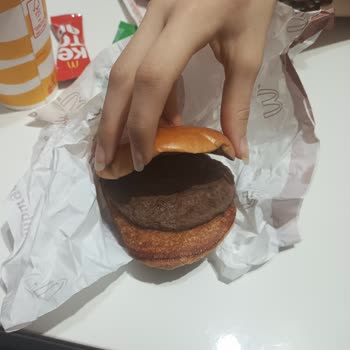 McDonald's Oyuncak Uğruna Satılan Vasat Menü