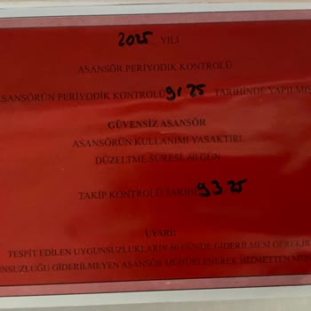 Asansör Sorunu: 6. Katta Mahsur Kalanlar