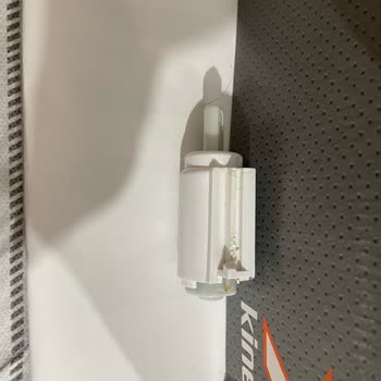 Klozet Kapağı Menteşesi Kırıldı, Yedek Parça Bulunamıyor