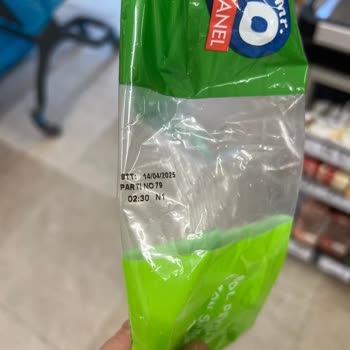 Tarihi Geçmiş Ürün Ve Kötü Müşteri Hizmeti