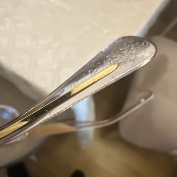 Armani Gözlüklerde Şaşırtıcı Hızda Deformasyon