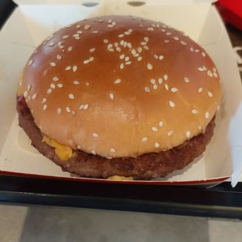 Quarter Pounder Hayal Kırıklığı: Paranla Rezil Olmak