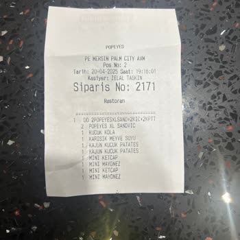 Popeyes'tan Eksik Tavuk Burger Şoku