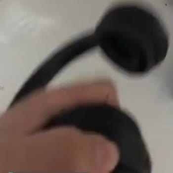 JBL Açma Kapama Düğmesi İçine Göçtü
