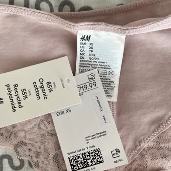 H&M'den Alınan 5'li Külot Paketinde Defolu Ürün Şoku