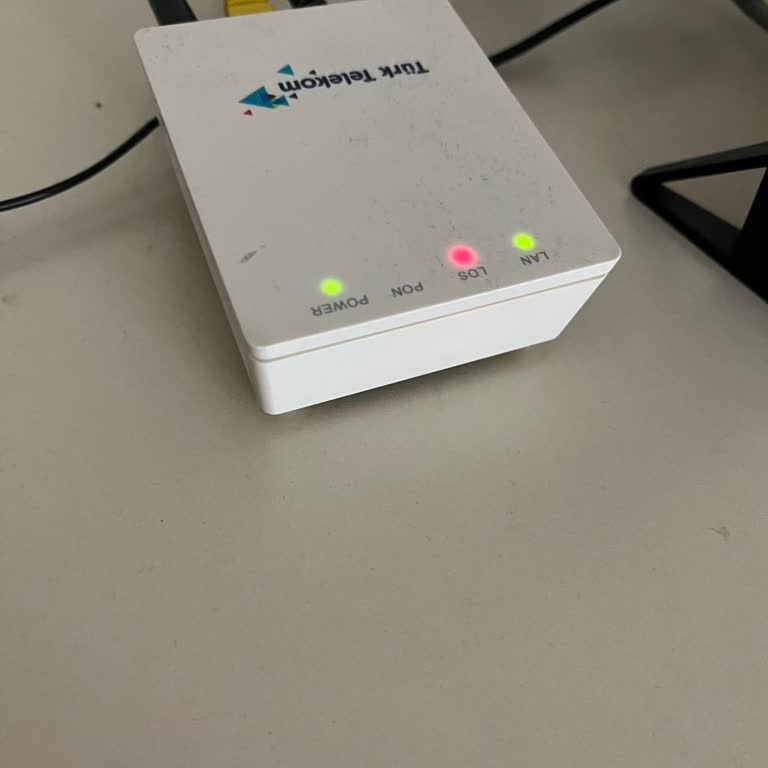 İnternet Kesintileri Ve Çözümsüzlük