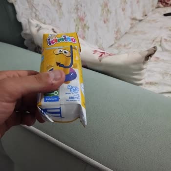 İçim Severek Aldığım Muzlu Süt Bozulmuş Çıktı