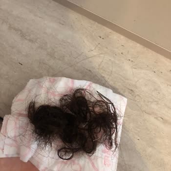 Grundig Saç Düzleştirici Saçlarımı Yaktı