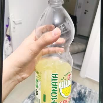 Tarihi Geçmiş İçecek Zehirlenmeye Sebep Oldu