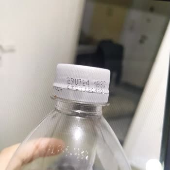 Tarihi Geçmiş İçecek Zehirlenmeye Sebep Oldu