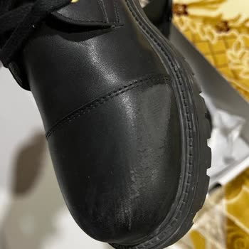 Deichmann'dan Aldığım Bot İlk Kullanımda Soyuldu, Mağaza İse Suçu Bize Attı!