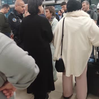 Uçuş Rötarları Ve Havaalanı Mağduriyeti