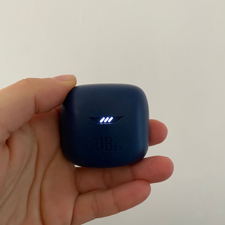 JBL Tune Flex Şarj Sorunu: Kapanmayan Işıklar Ve Azalan Pil Ömrü