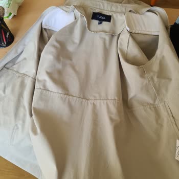 Trençkot Alımında Yaşanan Astar Sorunu