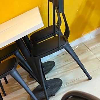 Öküz Burger Müşteri İlgisizliği Ve Kalitesiz Hizmet Deneyimi