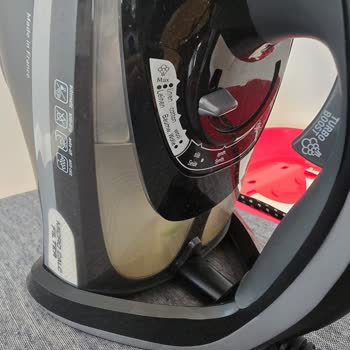 Tefal Ütüden Sızan Su Kıyafetleri Mahvediyor