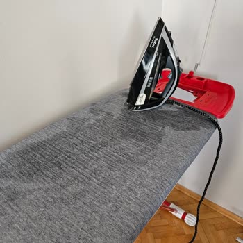 Tefal Ütüden Sızan Su Kıyafetleri Mahvediyor