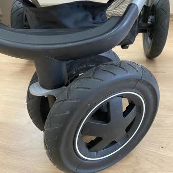Maxi-Cosi Bebek Arabası Tekerlek Sorunu