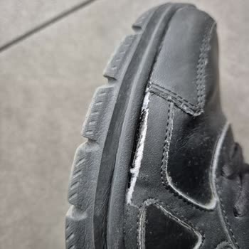Ofis İçin Alınan Skechers Ayakkabıda Beklenmedik Kalite Sorunu
