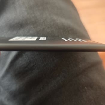 Reeder Telefon Batarya Değişimindeki Zorluklar