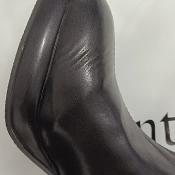 Çin'den Gelen Kusurlu Çizme İade Kabusu