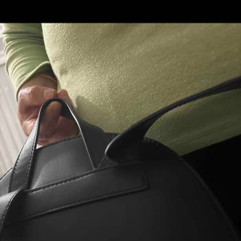 Boyner'den Alınan Çantanın Kulpu Hemen Koptu