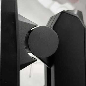 Kutu Hasarlı Monitör İçin Ücretli Onarım Talebi