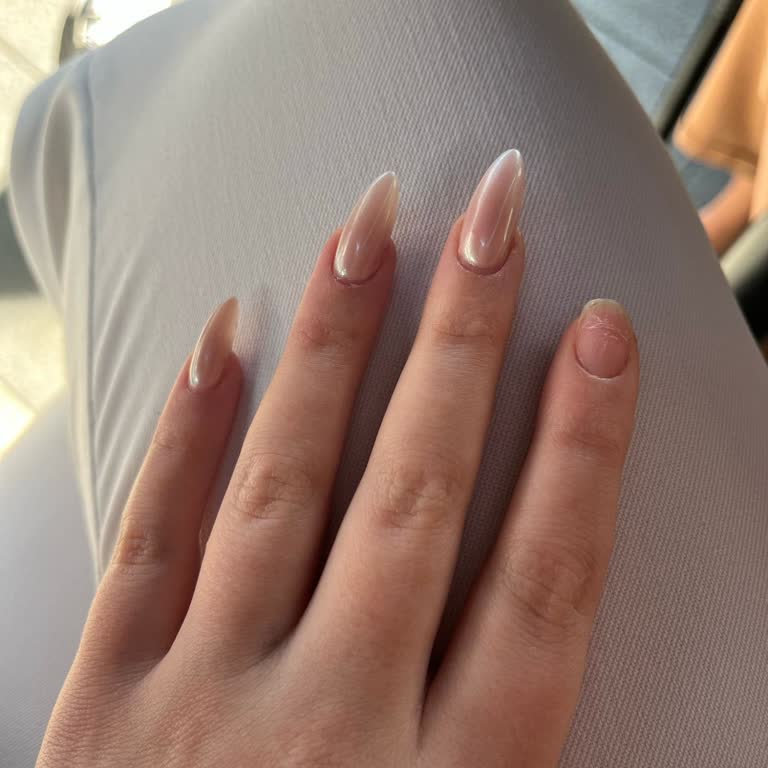 Honey Nail Protez Tırnak Hizmetinde Müşteri Memnuniyetsizliği Ve İlgisizlik!