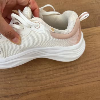 2600 TL'lik Ayakkabı 2 Ayda Yırtıldı: Kalite Hayal Kırıklığı