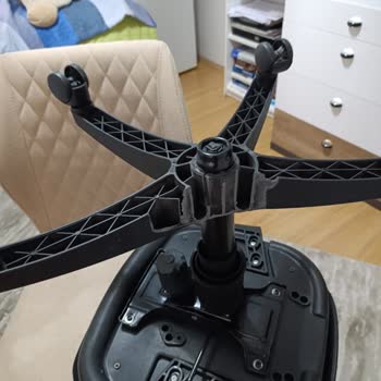 Koçtaş Sandalyesi Güvenilir Değil: Kırılan Ayaklar