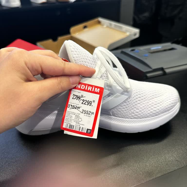 In Street Yanıltıcı Fiyat Politikası Ve Mobbing